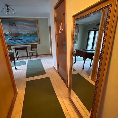 Sognefjord Gjesteheim Bed & Breakfast *