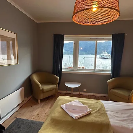 Sognefjord Gjesteheim فندق مبيت وإفطار *
