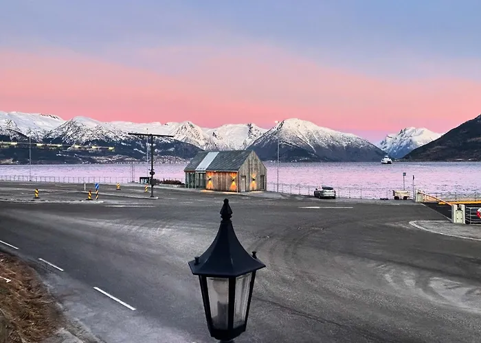 Sognefjord Gjesteheim * Vangsnes