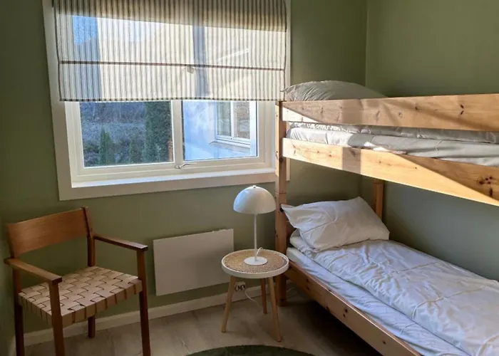 Sognefjord Gjesteheim Bed & Breakfast *