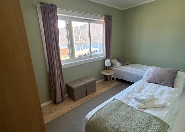 Sognefjord Gjesteheim Bed & Breakfast *