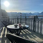 Sognefjord Gjesteheim לינה וארוחת בוקר *