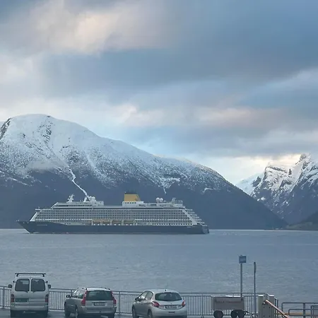 Sognefjord Gjesteheim Panzió Vangsnes